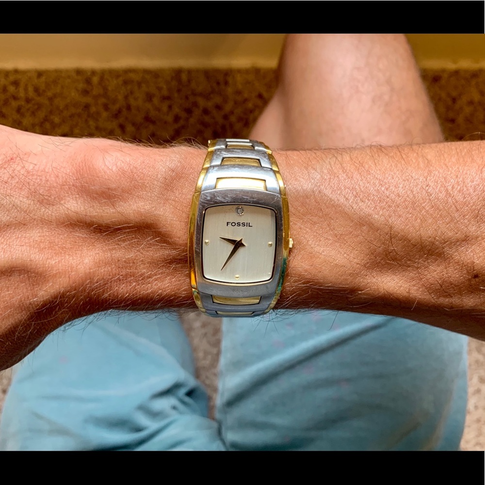 Fossil watch, with real diamond 💎